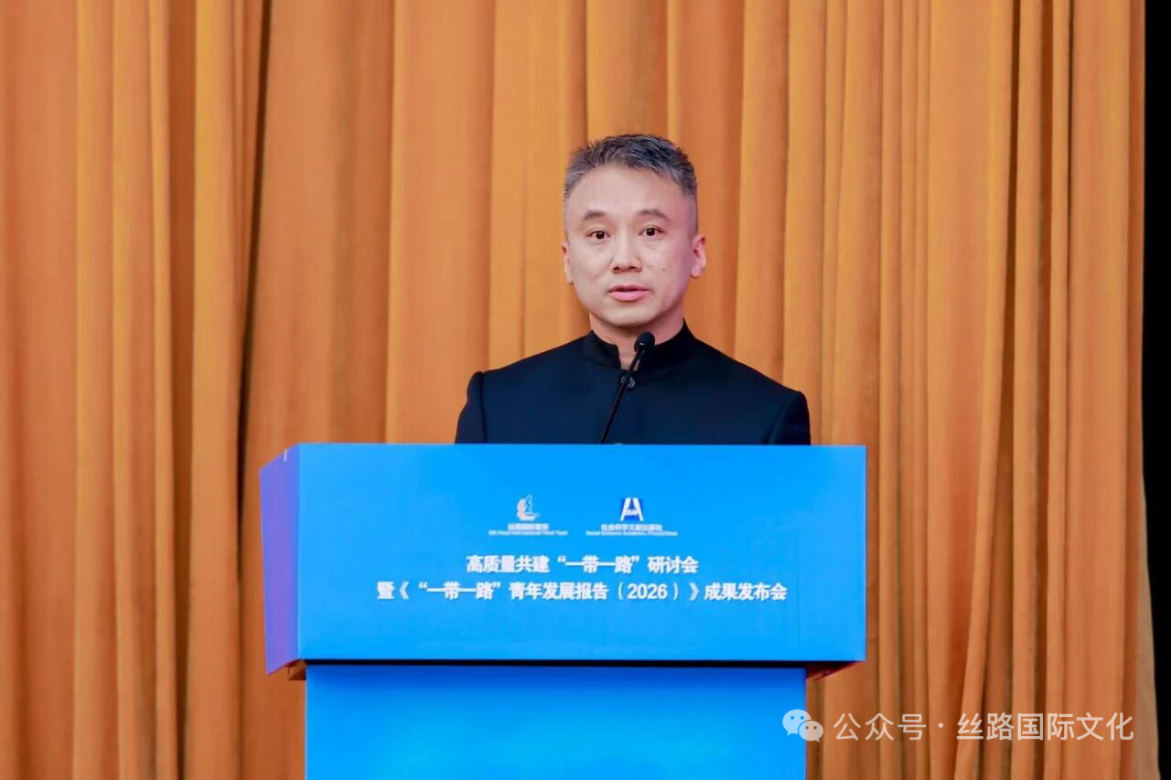 杨东平秘书长.jpg